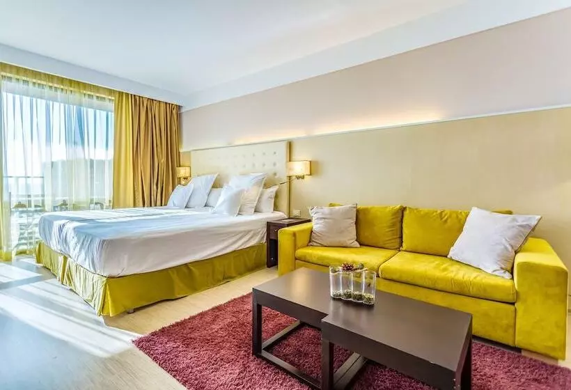اتاق لوکس با چشم‌انداز استخر, Barceló Royal Beach   All Inclusive