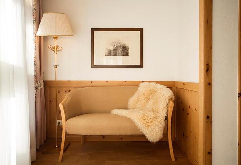 סוויטת ג'וניור, Bergwelt