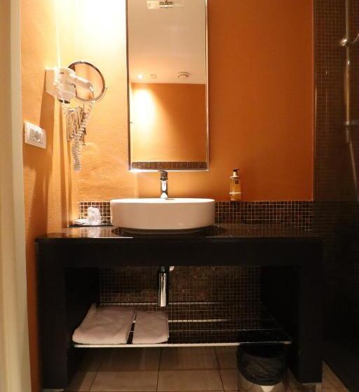 اتاق اجرایی, Cavour By Lvg Hotel Collection