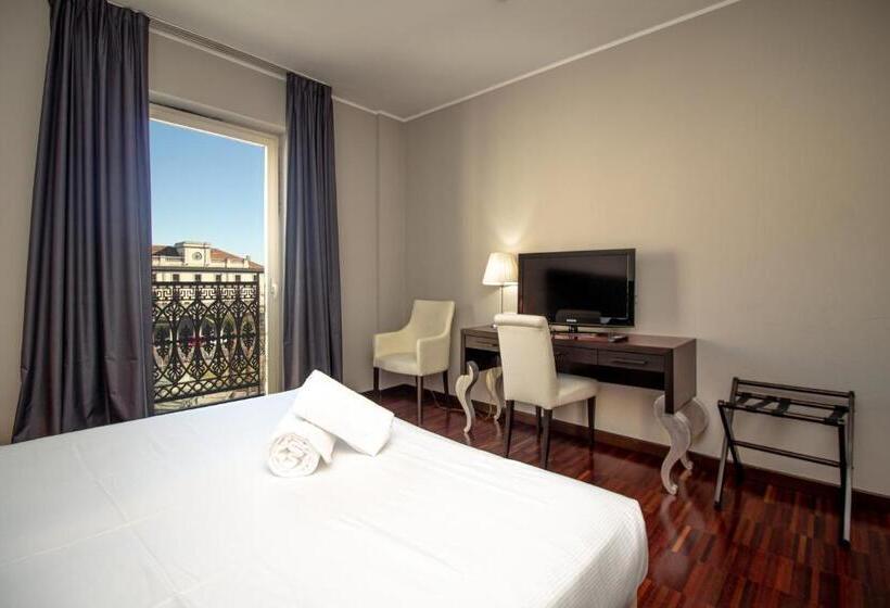 اتاق اجرایی, Cavour By Lvg Hotel Collection