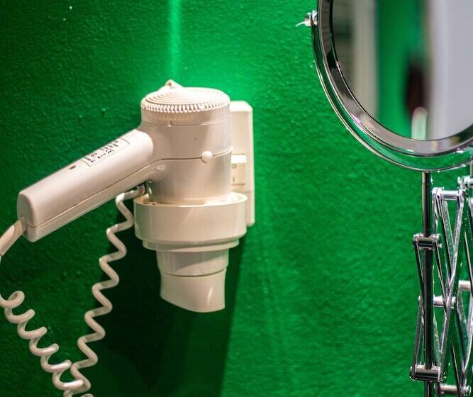 سوییت جونیور, Cavour By Lvg Hotel Collection