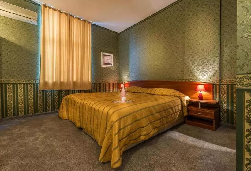 スタンダードルーム, Family Hotel Chiplakoff