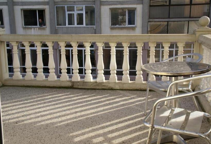 スタンダードルーム, Family Hotel Chiplakoff