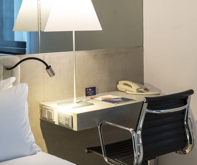 اتاق استاندارد, Doubletree By Hilton Hotel Lisbon   Fontana Park