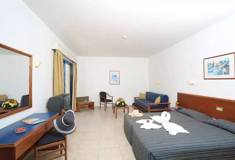 استودیو استاندارد با چشم‌انداز باغ, Eleni Holiday Resort