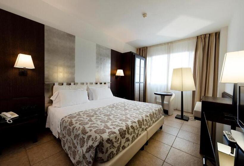 스탠다드 룸, Grand Hotel Admiral Palace