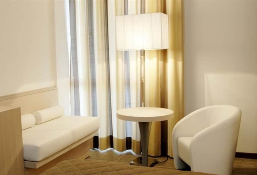 패밀리 룸, Grand Hotel Admiral Palace