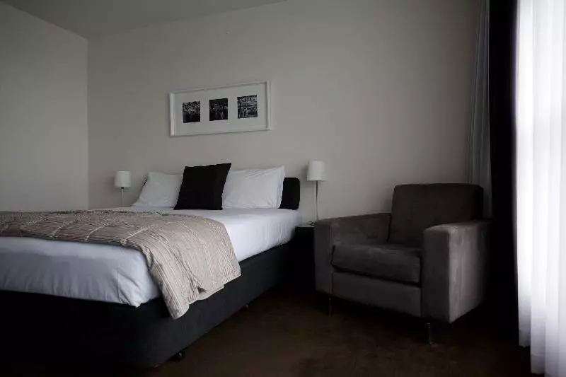 スタンダードスタジオ, Quest Parnell Serviced Apartments