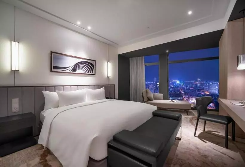 プレミアムルーム, Crowne Plaza Danang City Centre, An Ihg