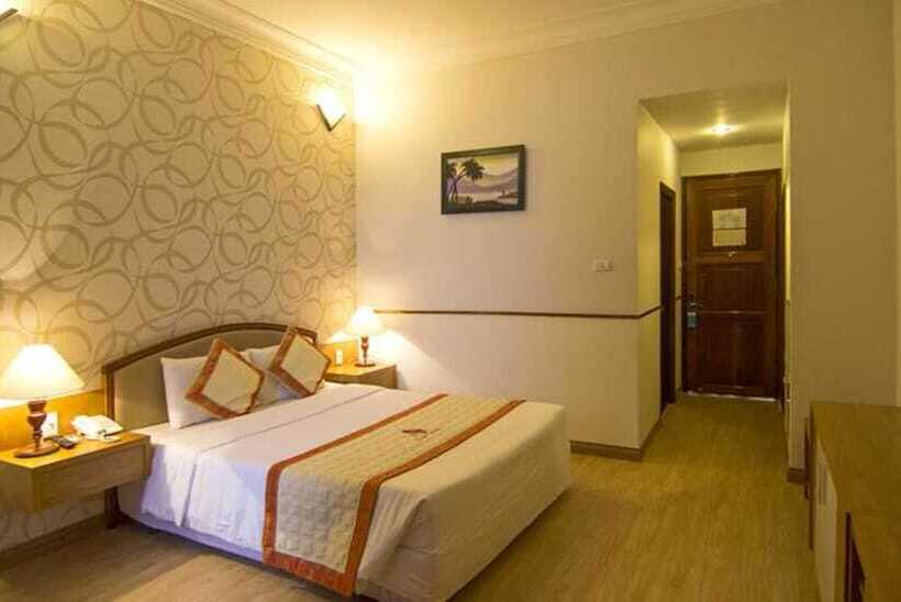 اتاق سوپریور با چشمانداز دریا, Sammy