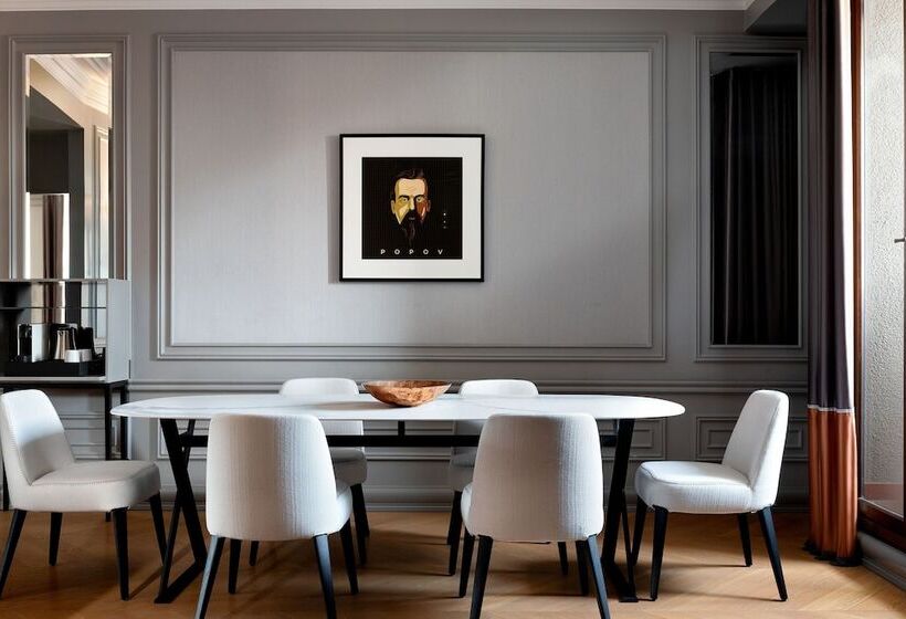 مجموعه ویستا شهر, Telegraaf, Autograph Collection