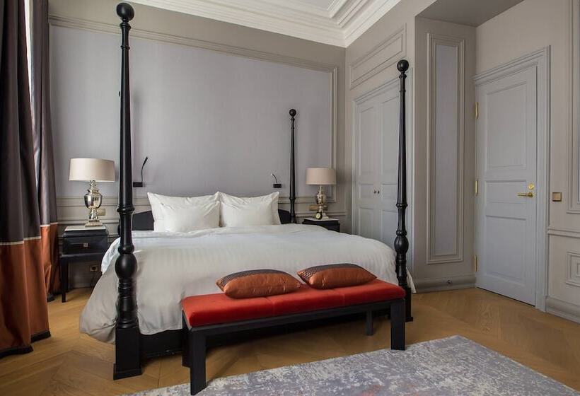 مجموعه ویستا شهر, Telegraaf, Autograph Collection