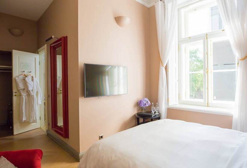 اتاق راحتی, Telegraaf, Autograph Collection