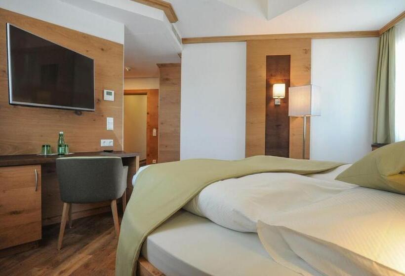 舒适型房间, Zur Post