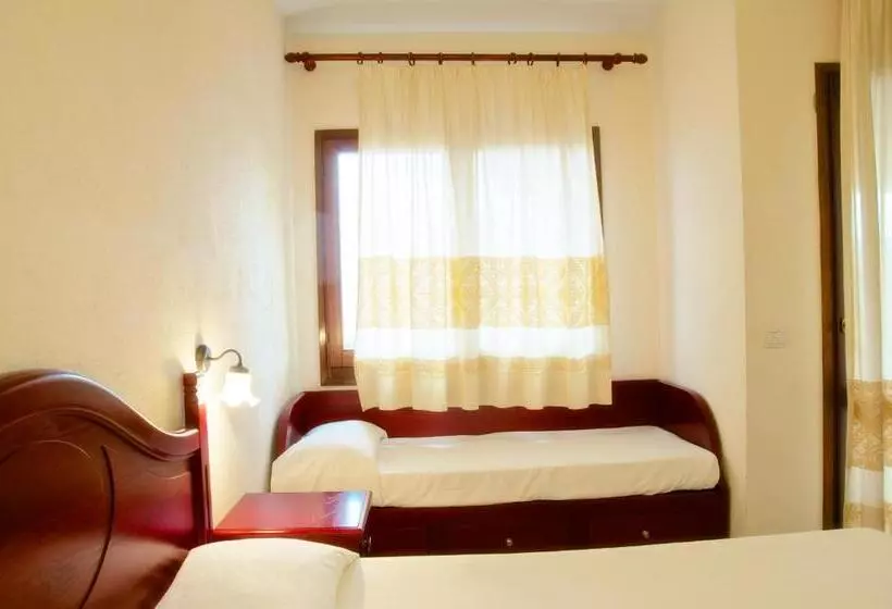 اتاق استاندارد سه نفره, Parco Blu
