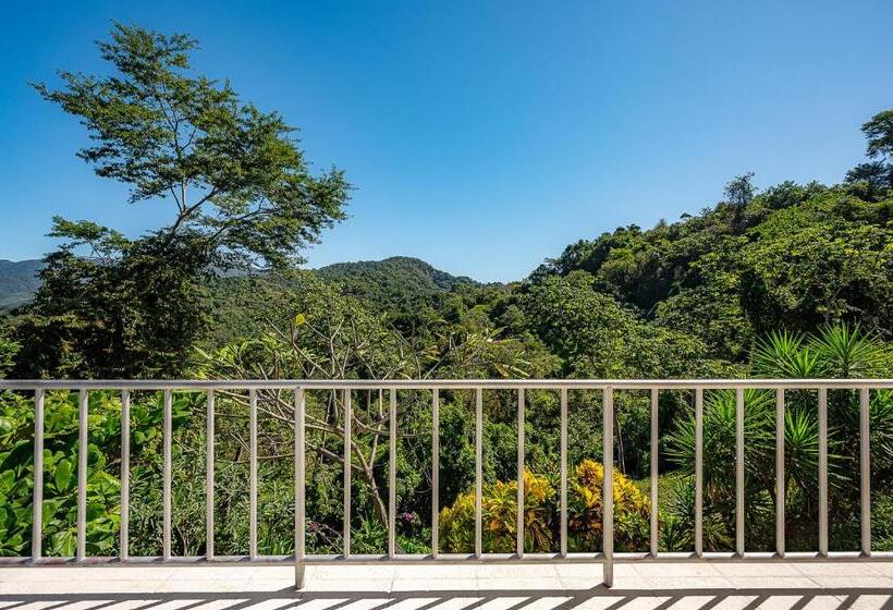 غرفة قياسية مطلّة علي البحر, Casa Laureles