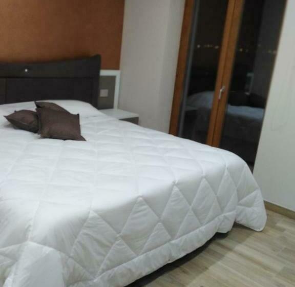 חדר סטנדרט עם מיטת קינג, Baccus Palace