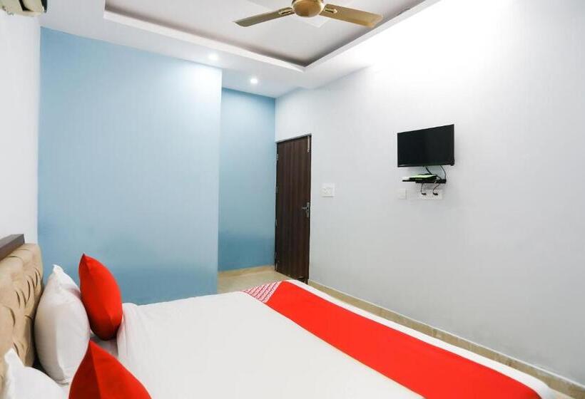 غرفة كلاسيكية ثلاثية, Shehnai