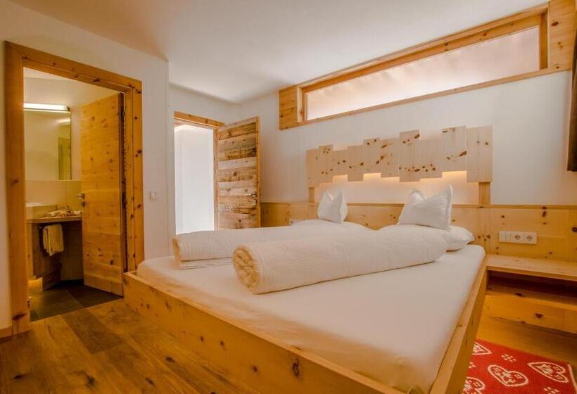 Appartement met 2 Slaapkamers, Agriturismo Maso Runch