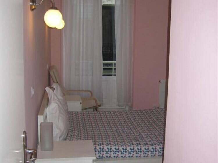 اتاق راحتی, Hostal Goyal Pizarro