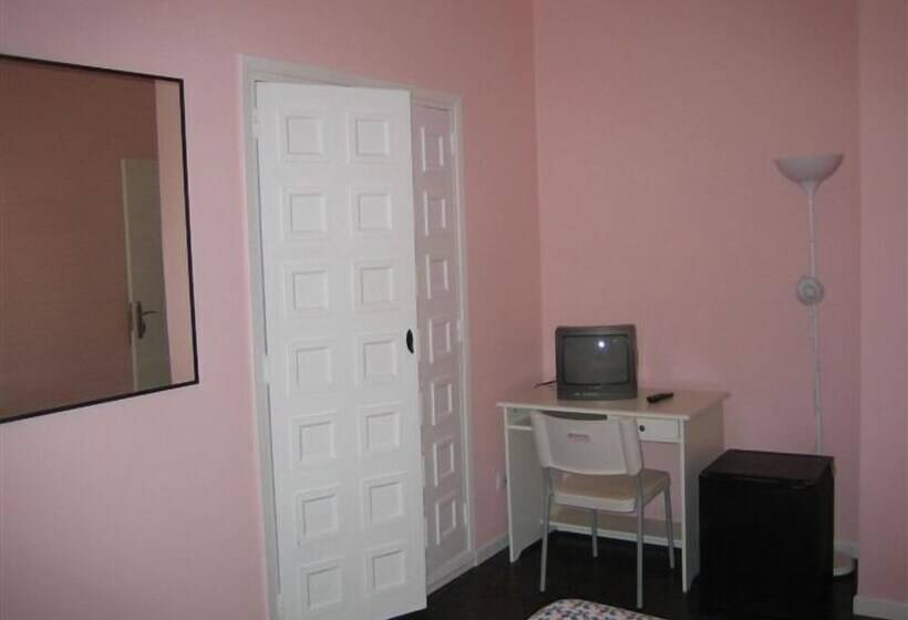 اتاق راحتی, Hostal Goyal Pizarro