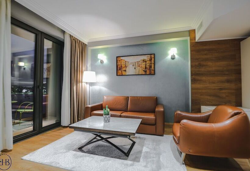 オーシャンビューデラックススイート, Butrinti & Spa