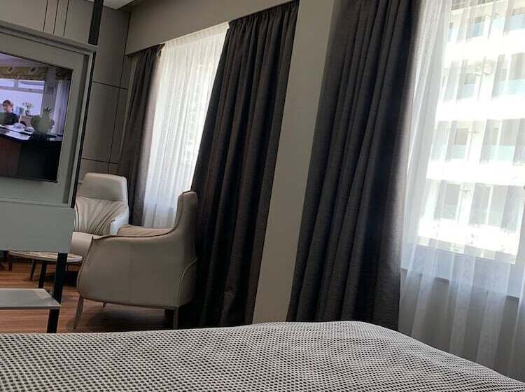 シティビュースイート, Butrinti & Spa