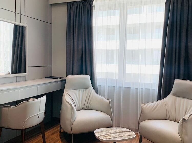 シティビュースイート, Butrinti & Spa