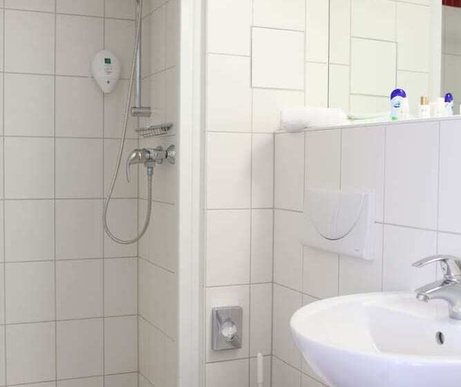 اتاق استاندارد, City South Berlin