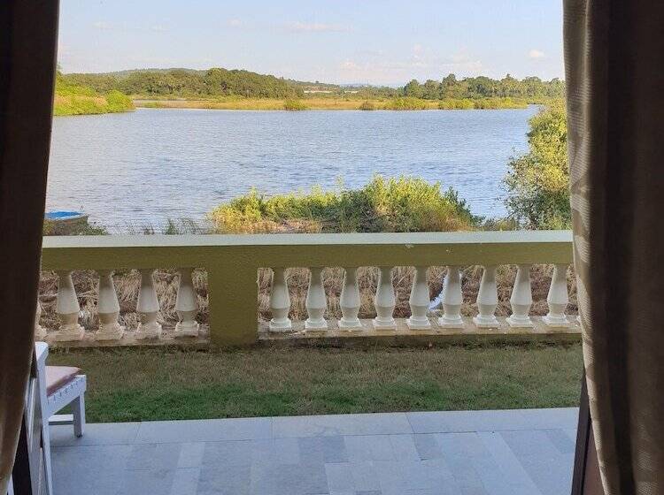 Egyszobás Villa, Mercure Goa Devaaya Resort