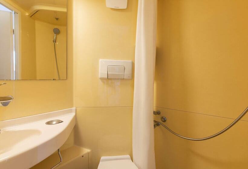 Семейный Номер, F1 Nemours