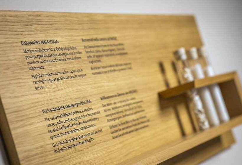 اتاق سوپریور با چشمانداز, Histrion