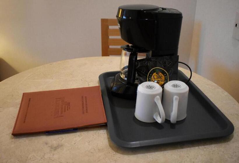 Номер Стандарт, Palacio Azteca