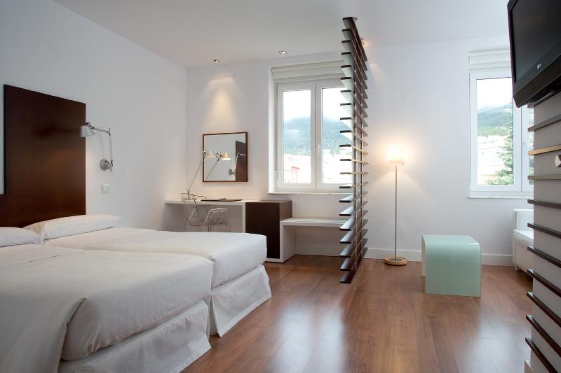 Quarto Deluxe, Pullman Shanghai Central