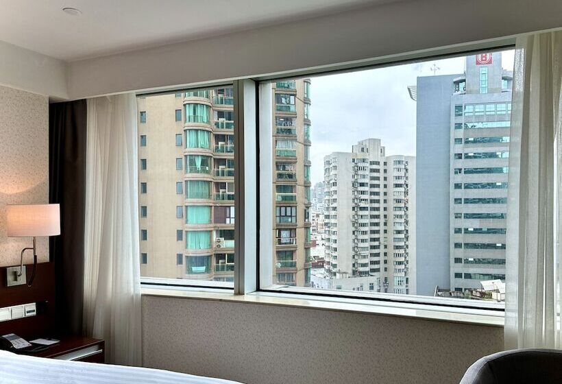 Quarto Deluxe, Pullman Shanghai Central