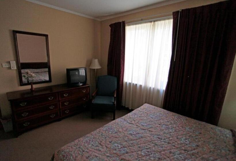 اتاق استاندارد سه نفره, Regency