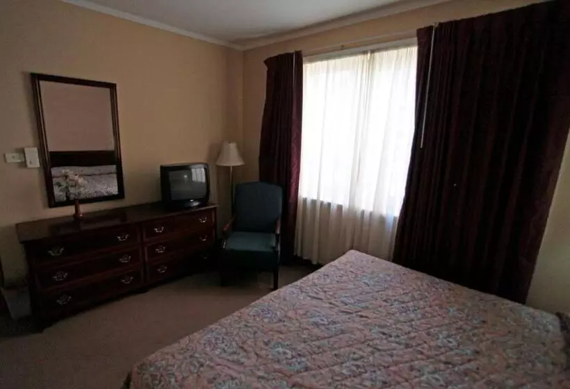 اتاق استاندارد سه نفره, Regency