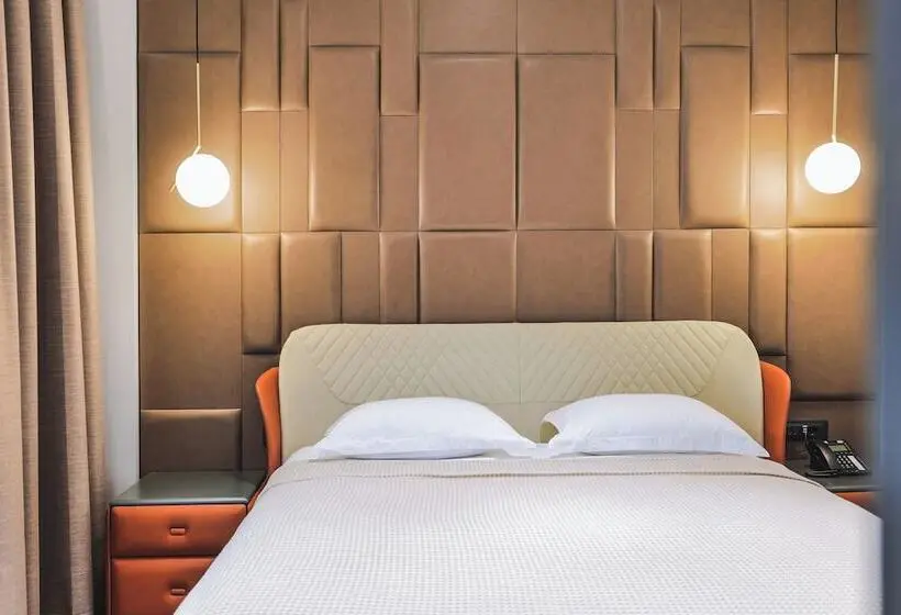 Chambre Supérieure Vue Ville, Saranda Butrinti, Affiliated by Melia