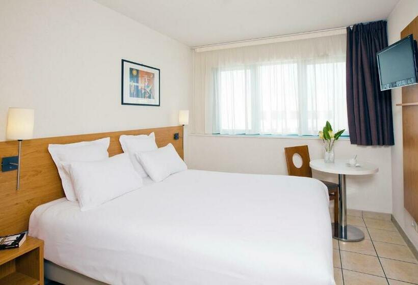 スタンダードスタジオ, Séjours & Affaires Serris Rive Gauche