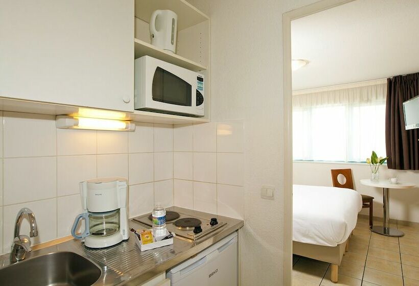 スタンダードスタジオ, Séjours & Affaires Serris Rive Gauche