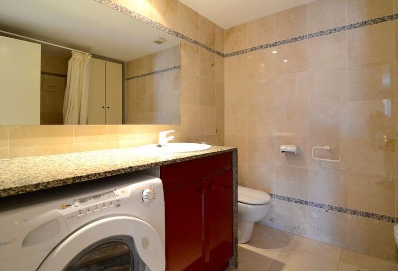 דירת שלושה חדרים, Apartaments Illa Mar D Or