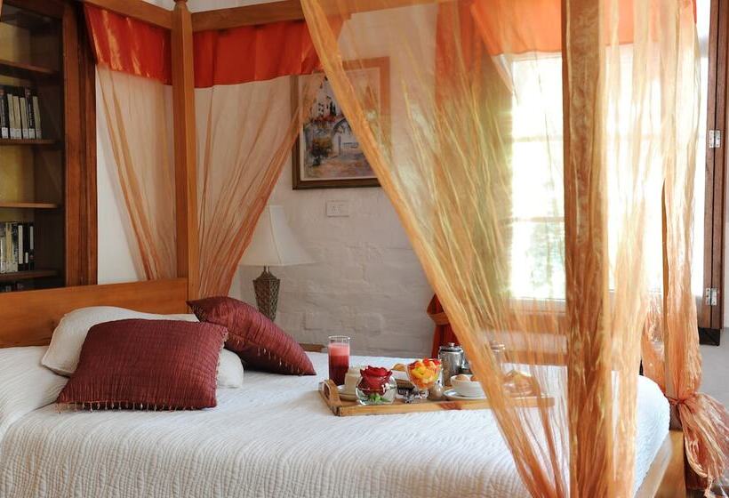 סוויטה דלוקס, Boutique Hotel Antinea