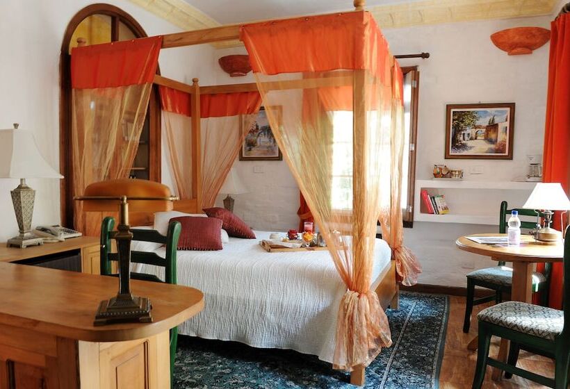 Люкс Повышенной Комфортности, Boutique Hotel Antinea