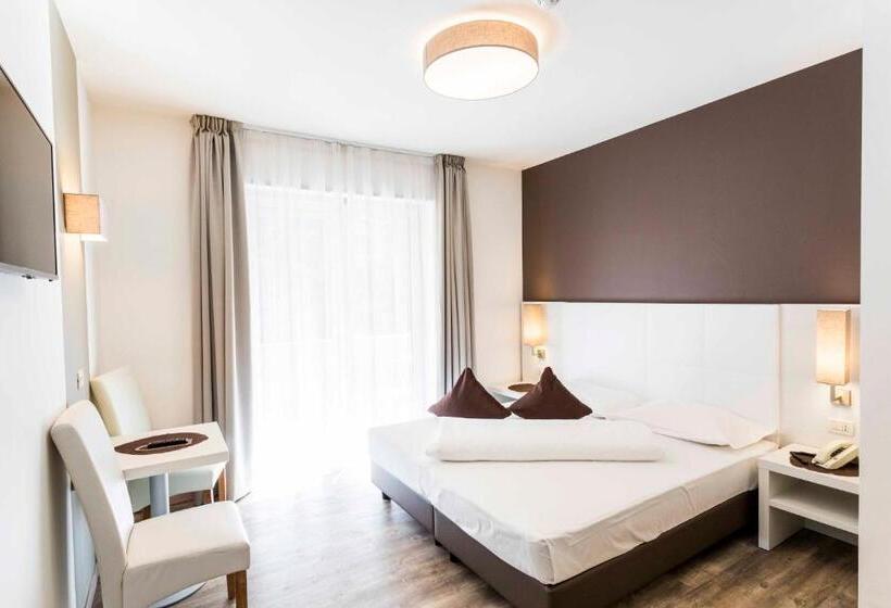 اتاق استاندارد, Business Resort Parkhotel Werth