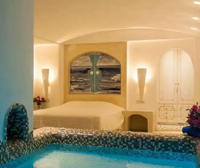 سوئیت با چشمانداز, Astarte Suites