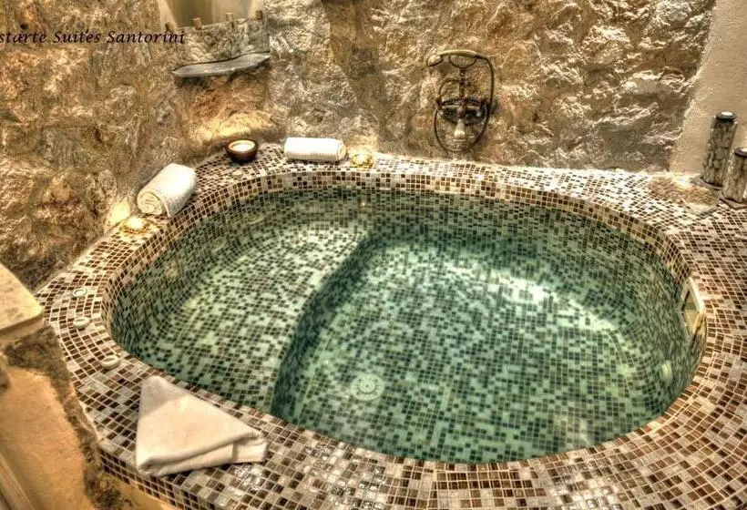 سوئیت جونیور با چشمانداز, Astarte Suites
