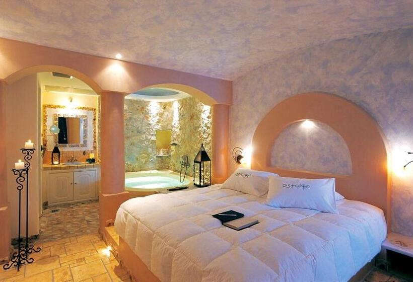 可观景的小型套房, Astarte Suites