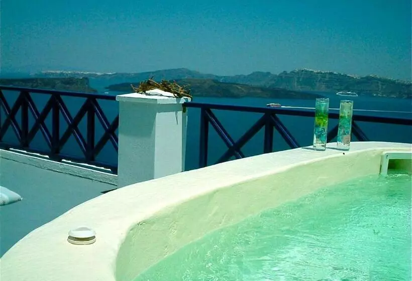 سوئیت اجرایی با مشاهده, Astarte Suites