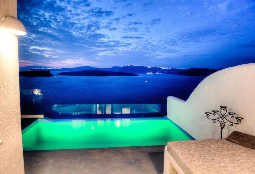سوئیت با چشم‌انداز, Astarte Suites