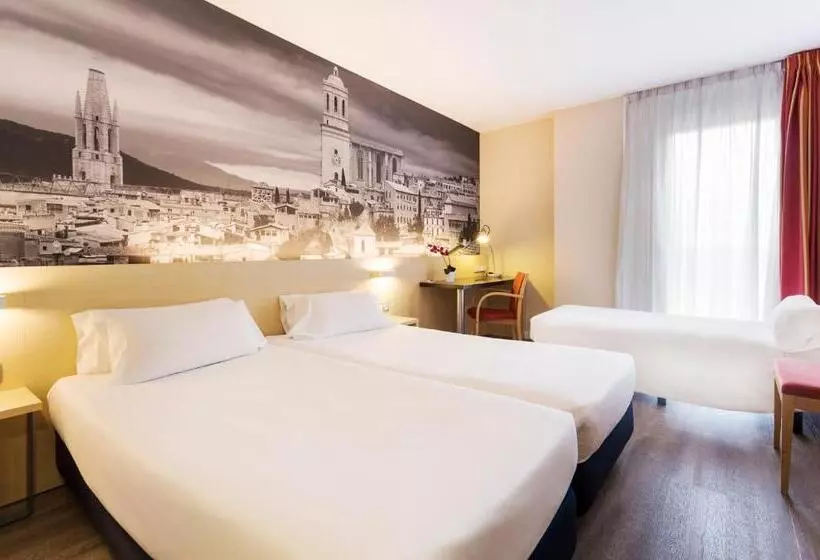 اتاق استاندارد سه نفره, B&b Hotel Girona 3